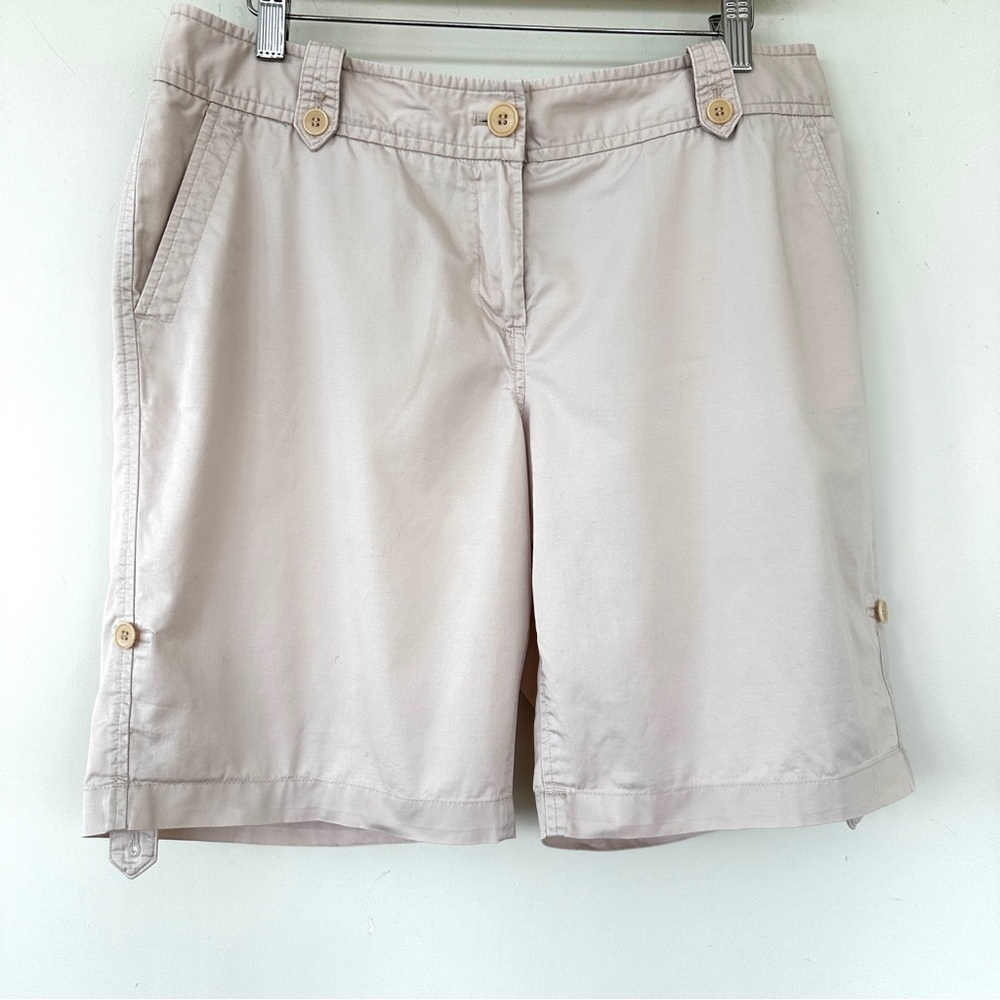 Talbots Light Beige Women's Shorts, mid-rise, roll tabs at hems, petite size